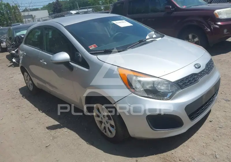 2013 KIA Rio photo