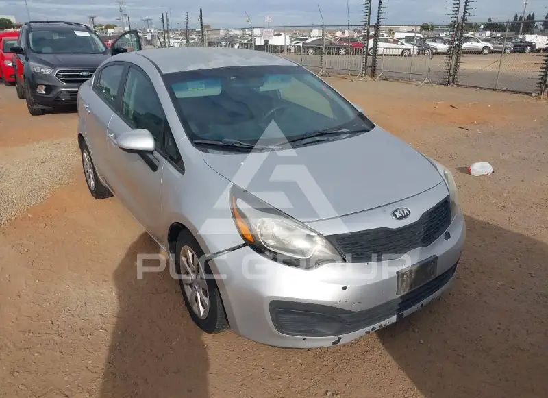 2013 KIA Rio photo