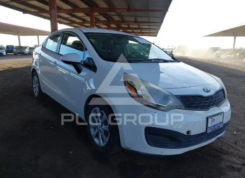 2013 KIA Rio photo