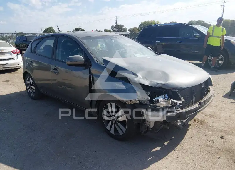 2013 KIA Forte photo