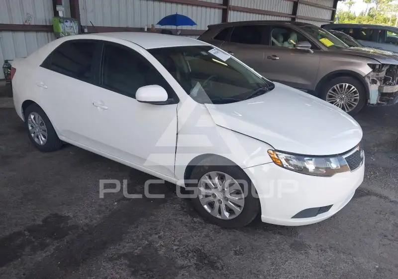 2013 KIA Forte photo