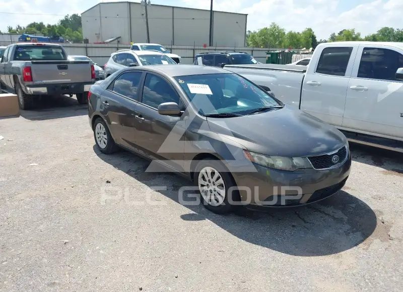 2013 KIA Forte photo