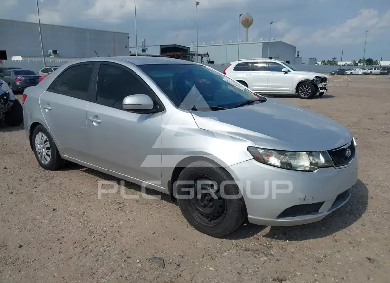 2013 KIA Forte фото