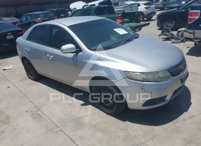 2013 KIA Forte photo