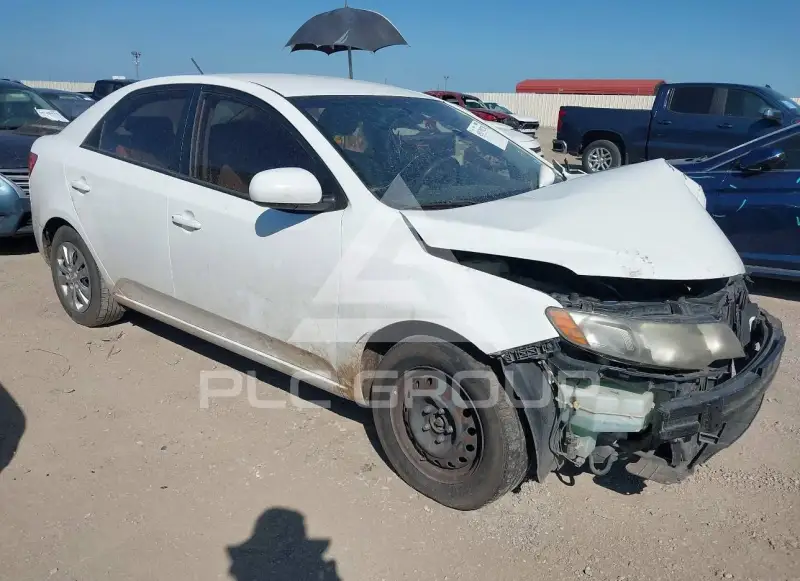 2013 KIA Forte фото