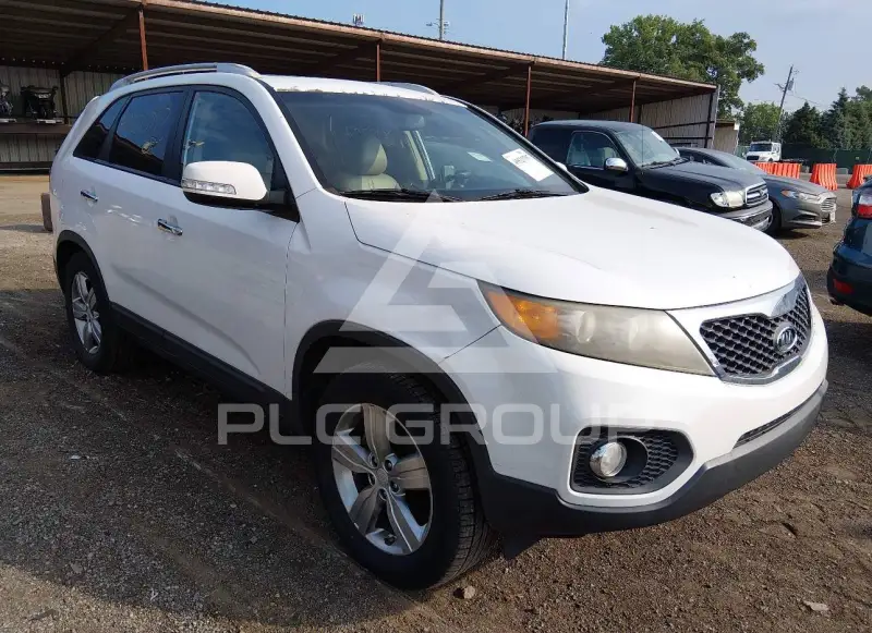 2013 KIA Sorento фото