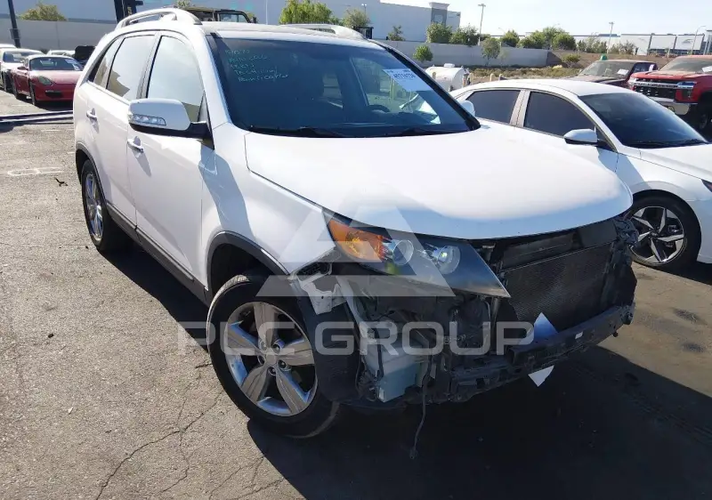 2013 KIA Sorento фото