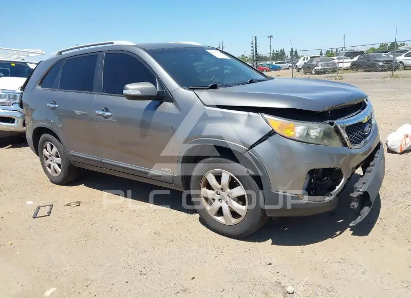 2013 KIA Sorento фото