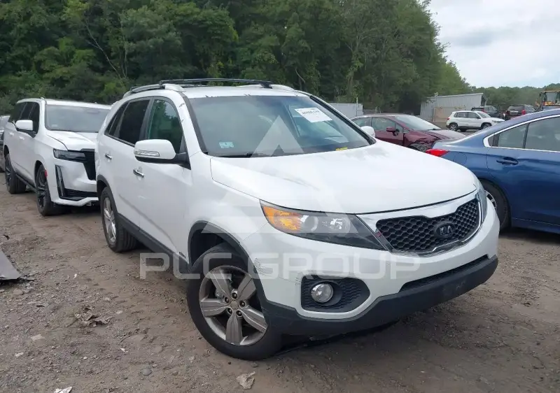 2013 KIA Sorento photo