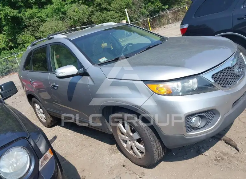 2013 KIA Sorento photo