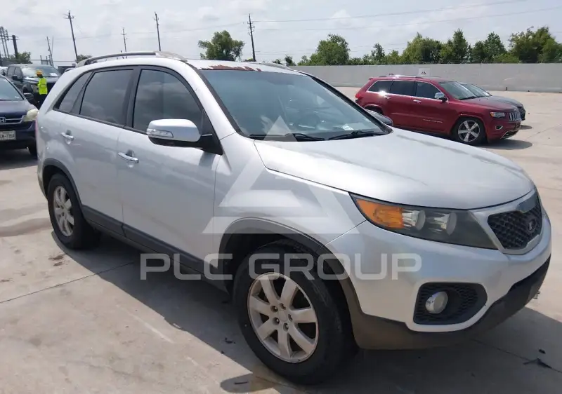 2013 KIA Sorento photo