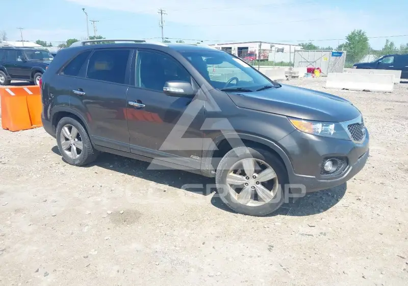 2013 KIA Sorento фото