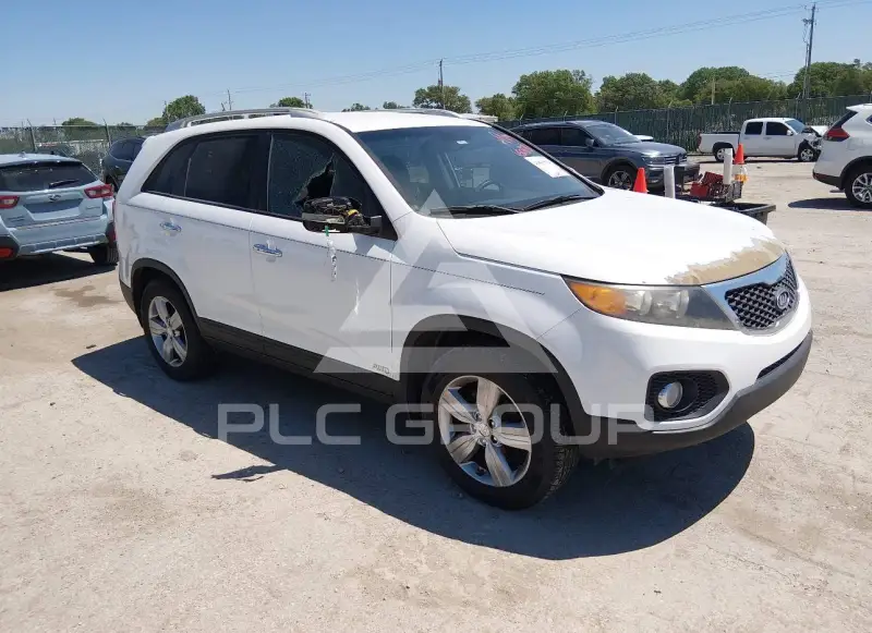 2013 KIA Sorento photo
