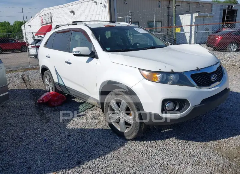 2013 KIA Sorento photo