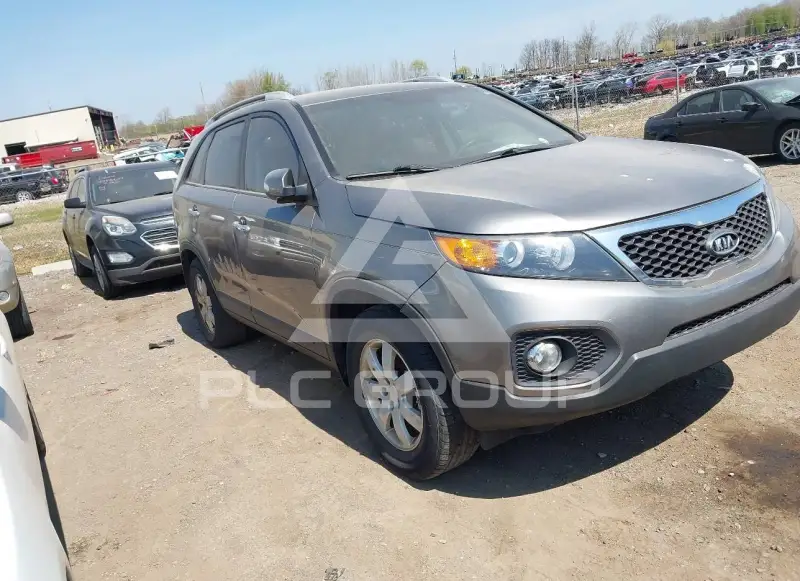 2013 KIA Sorento фото