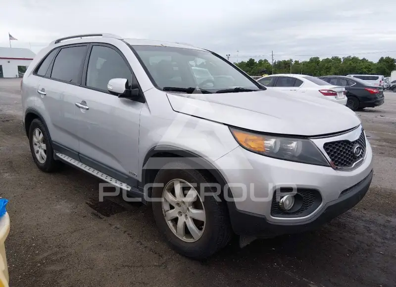 2013 KIA Sorento фото