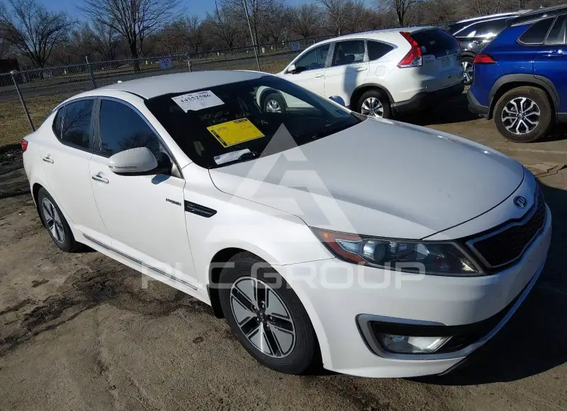 2013 KIA Optima photo