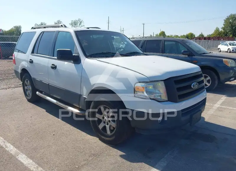 2013 Ford EXPEDITION фото