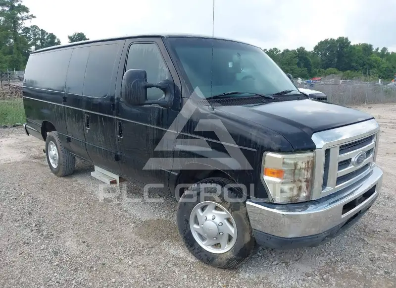 2013 Ford E-350 фото