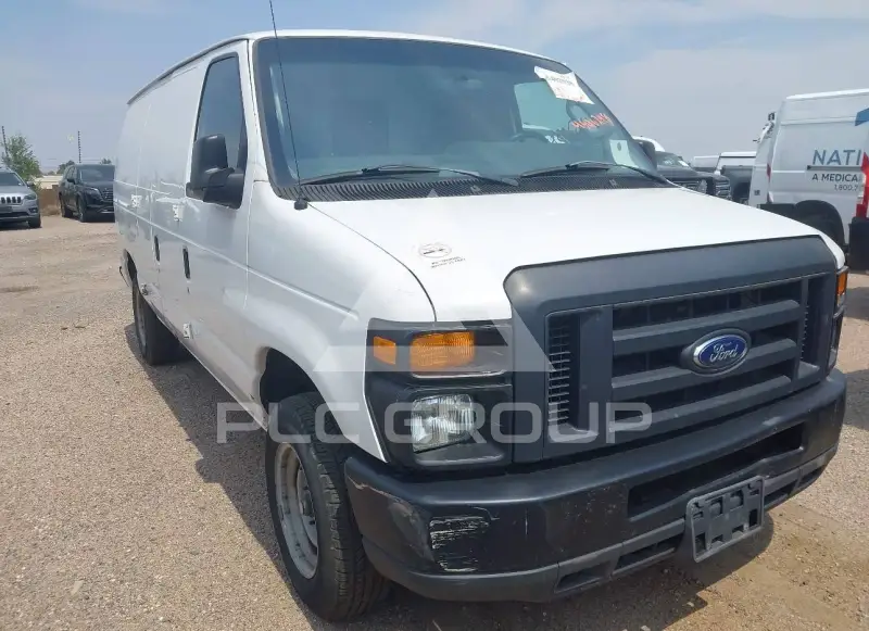 2013 Ford E-150 фото