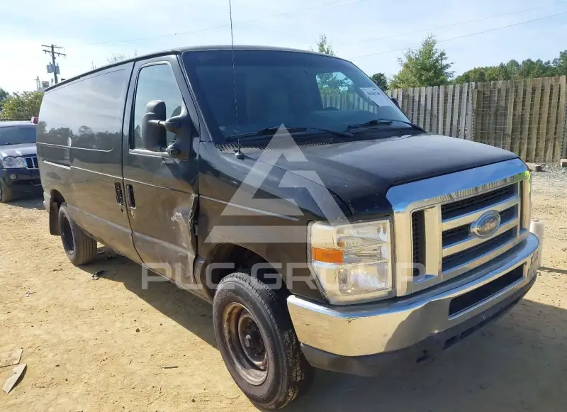 2013 Ford E-150 фото