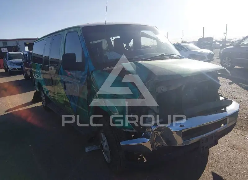 2013 Ford E-150 фото