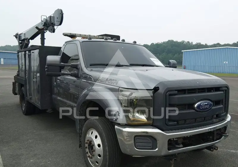 2013 Ford F-550 photo