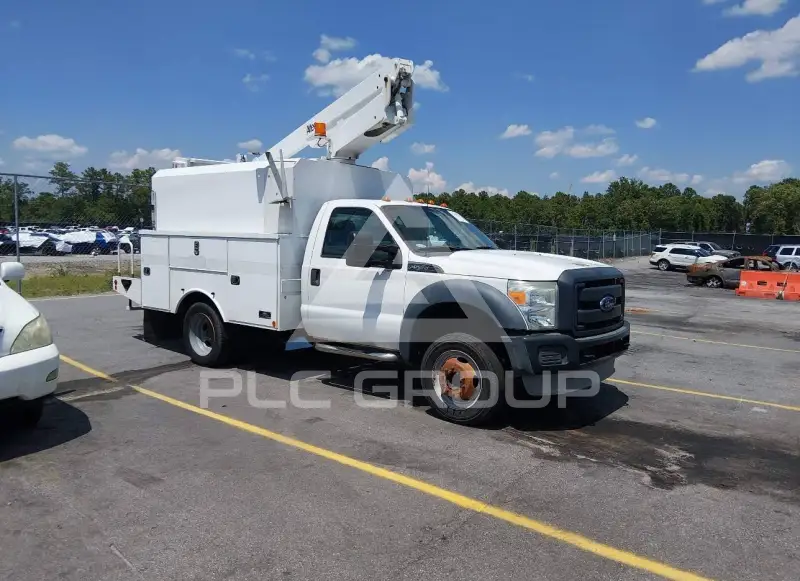 2013 Ford F-550 photo