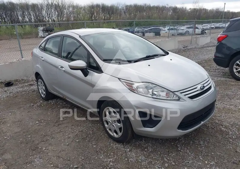 2013 Ford FIESTA photo