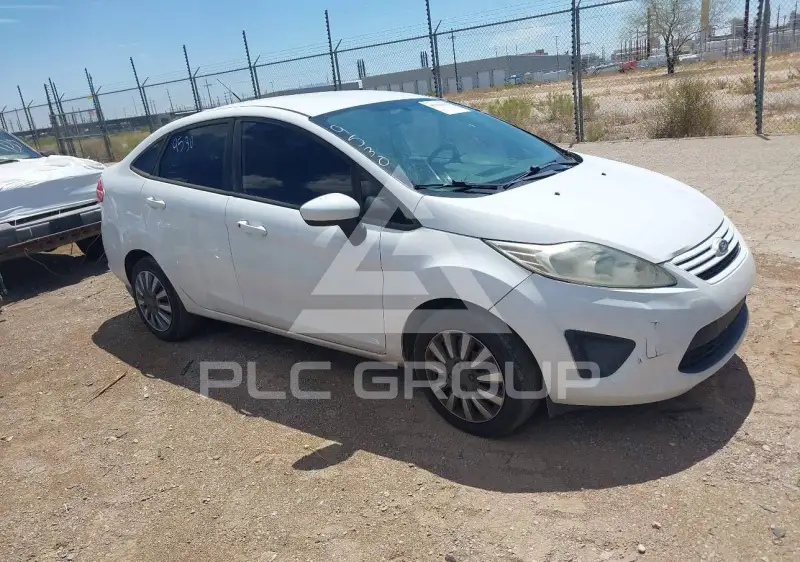 2013 Ford FIESTA фото