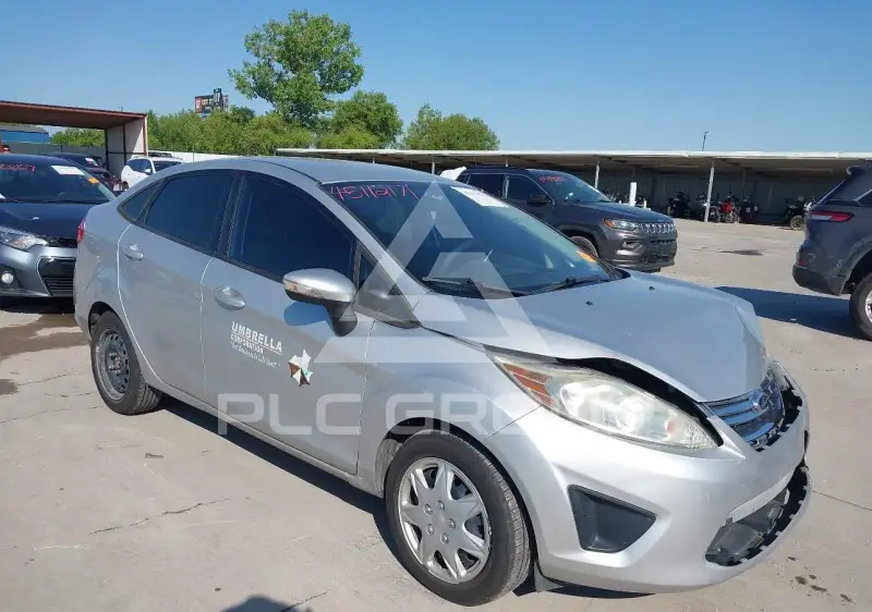 2013 Ford FIESTA photo