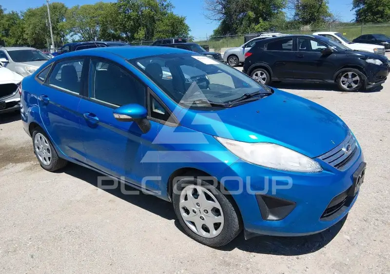2013 Ford FIESTA фото
