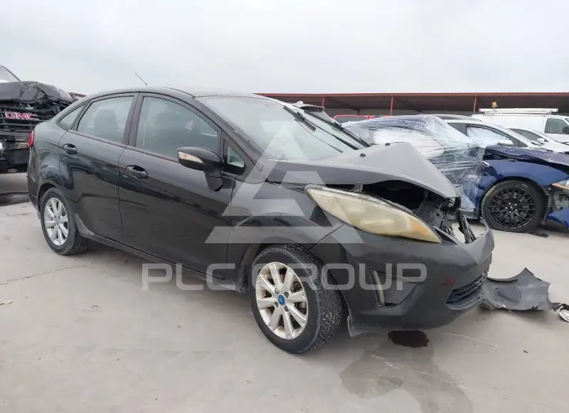 2013 Ford FIESTA фото