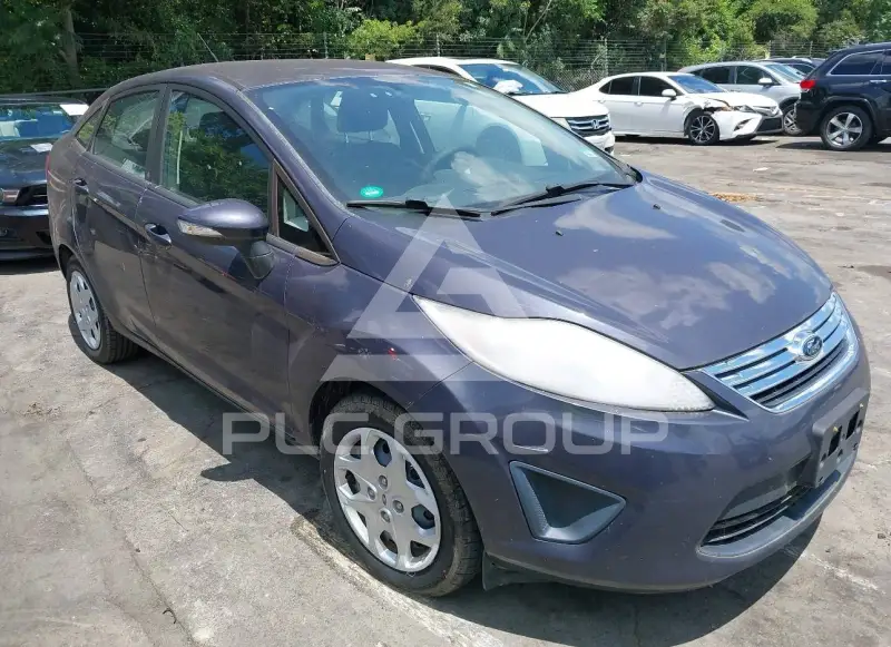 2013 Ford FIESTA photo