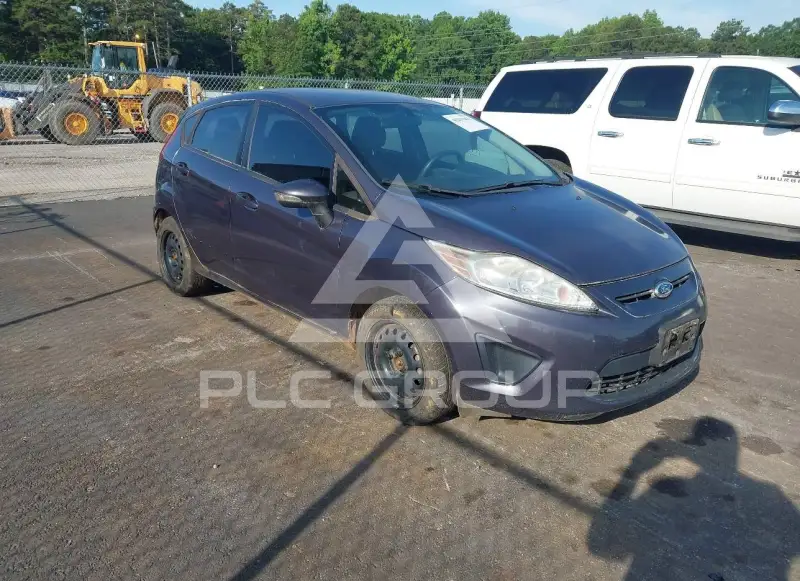 2013 Ford FIESTA фото