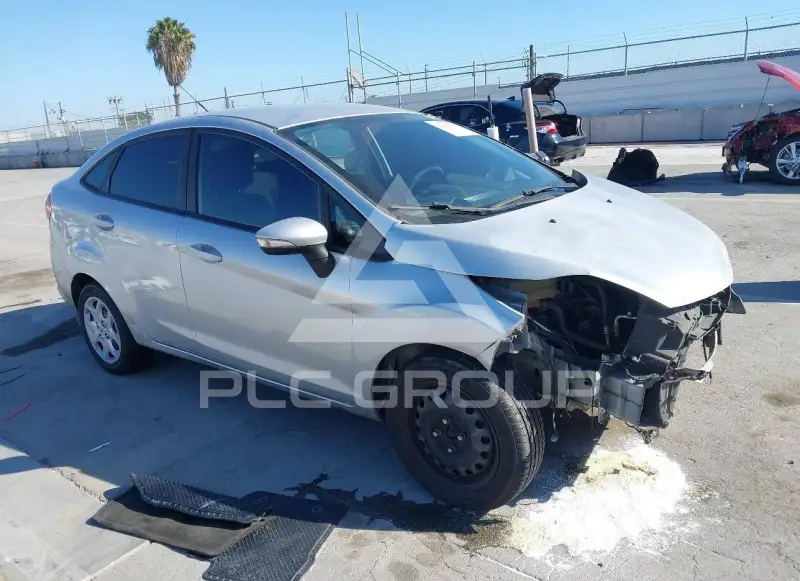 2013 Ford FIESTA фото
