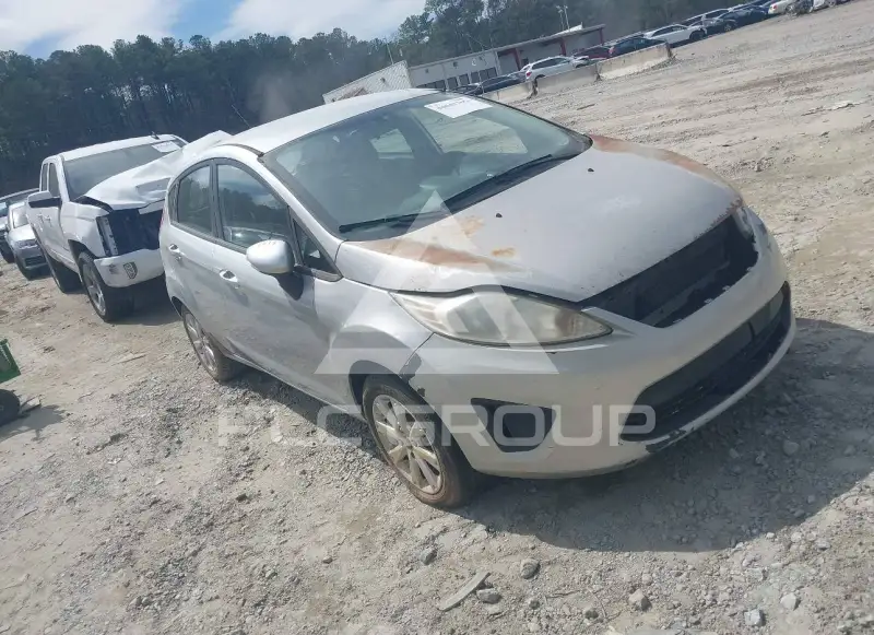 2013 Ford FIESTA фото