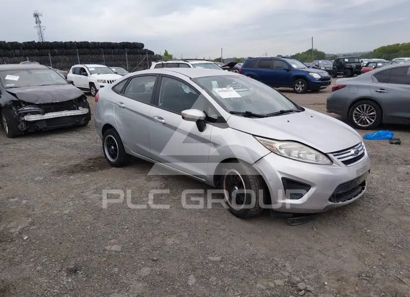 2013 Ford FIESTA photo