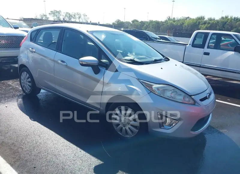 2013 Ford FIESTA фото