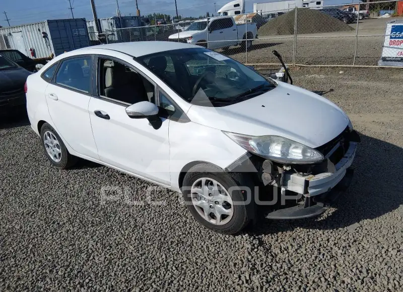 2013 Ford FIESTA фото