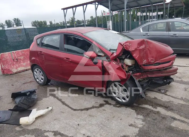 2013 Ford FIESTA фото