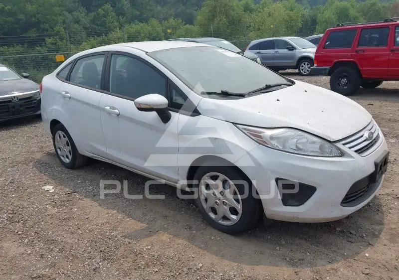 2013 Ford FIESTA photo