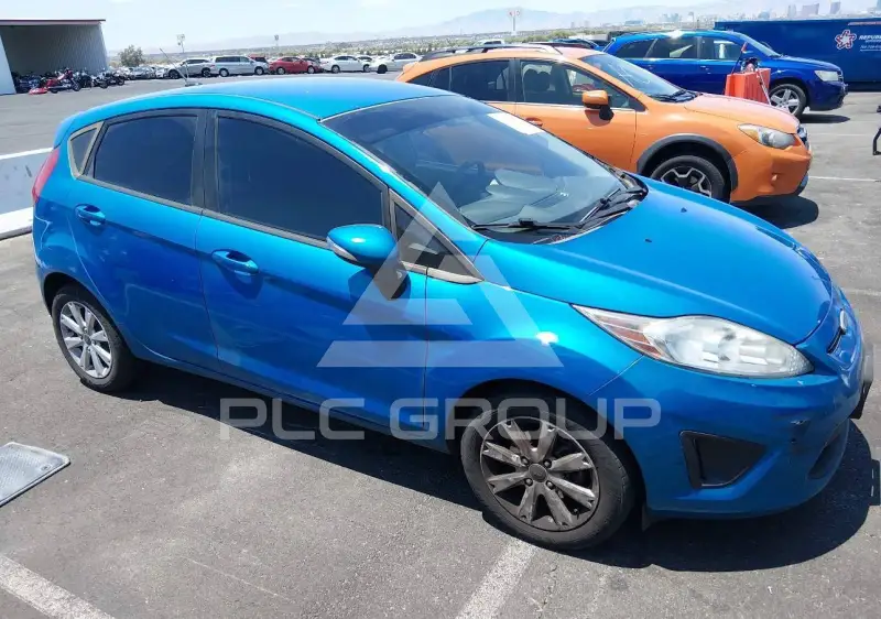 2013 Ford FIESTA фото