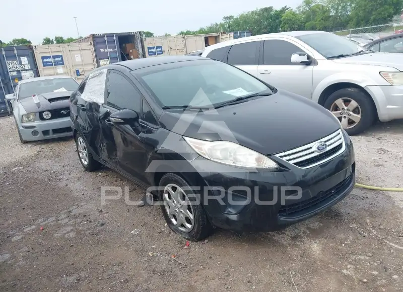 2013 Ford FIESTA photo