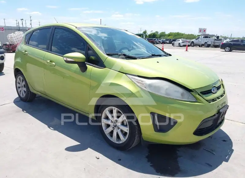2013 Ford FIESTA photo