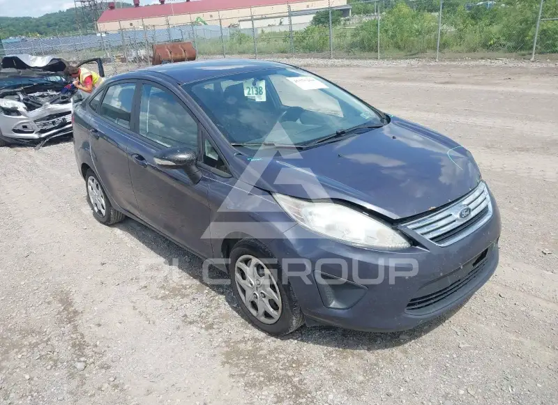 2013 Ford FIESTA фото