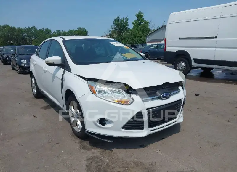 2013 Ford FOCUS фото