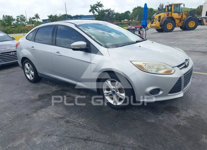 2013 Ford FOCUS photo