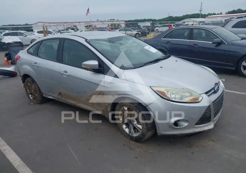 2013 Ford FOCUS photo