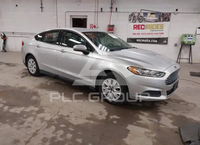 2013 Ford FUSION фото